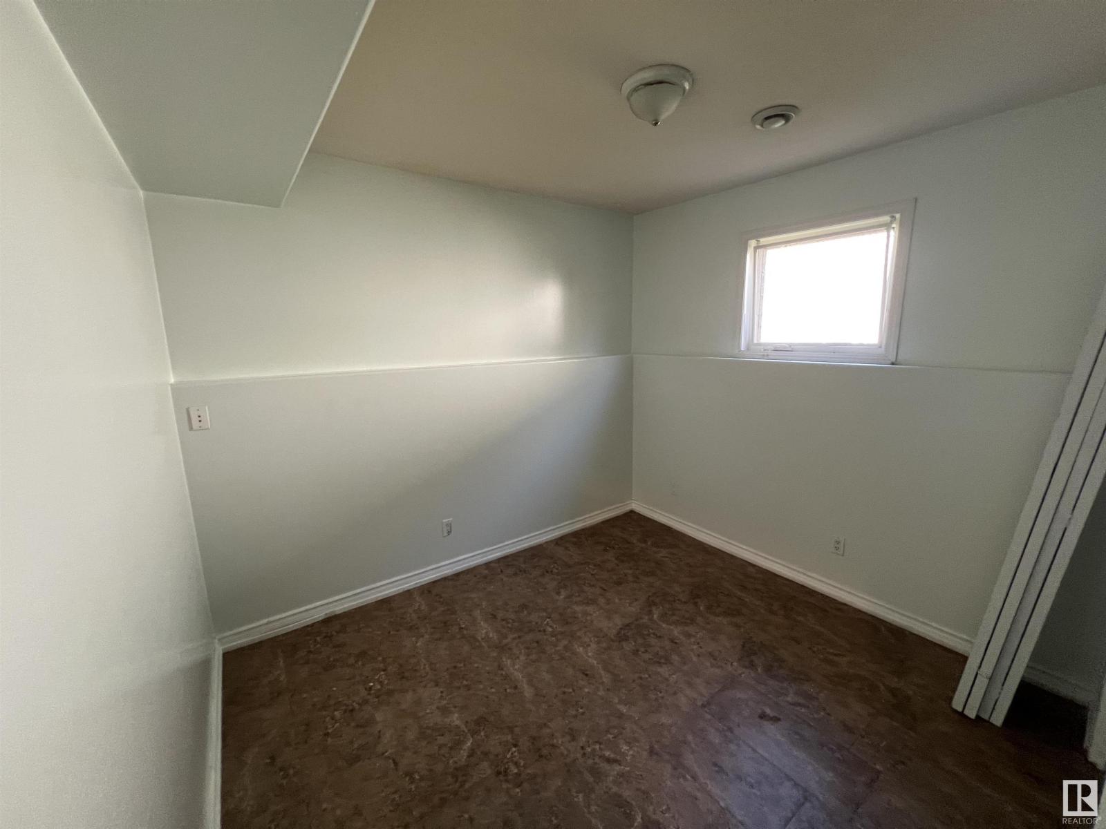 908 Jordan Cr Nw, Edmonton, Alberta  T6L 6X5 - Photo 40 - E4450963