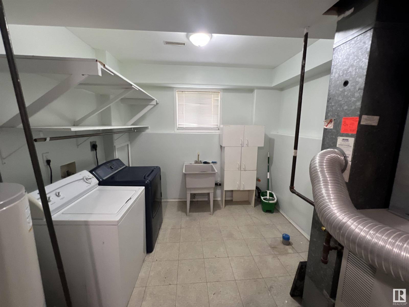 908 Jordan Cr Nw, Edmonton, Alberta  T6L 6X5 - Photo 45 - E4450963