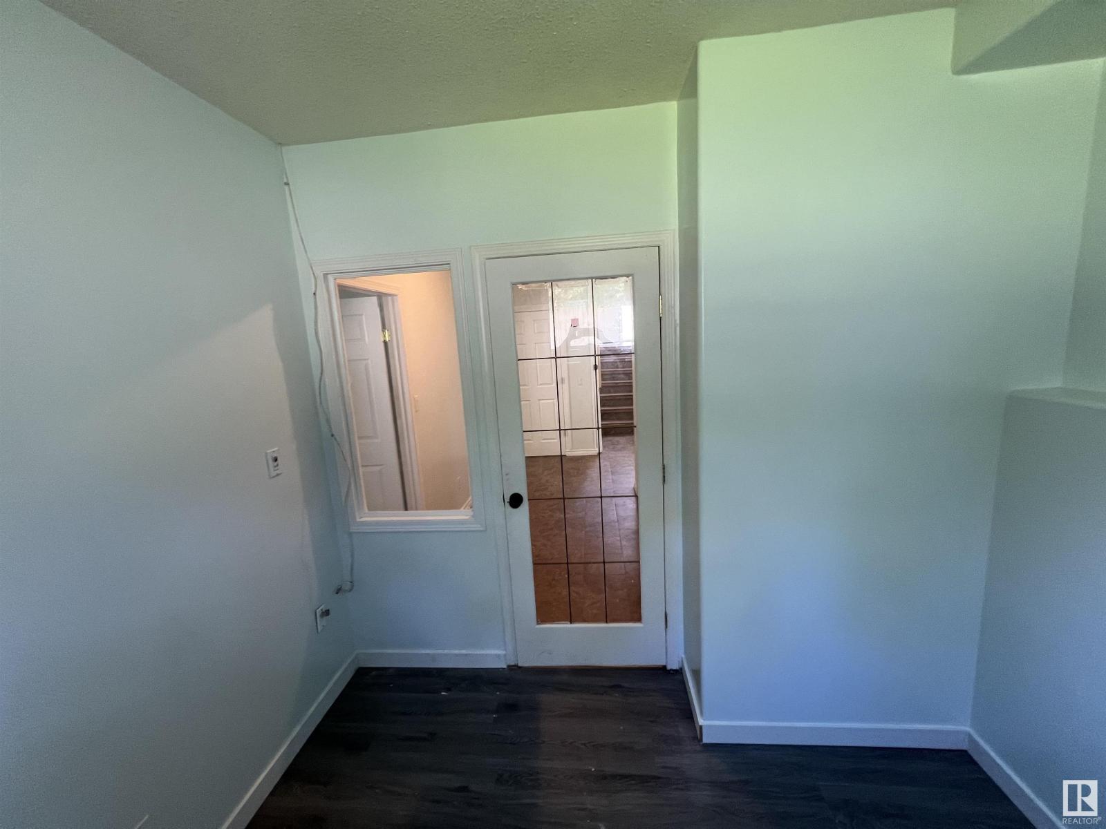 908 Jordan Cr Nw, Edmonton, Alberta  T6L 6X5 - Photo 38 - E4450963