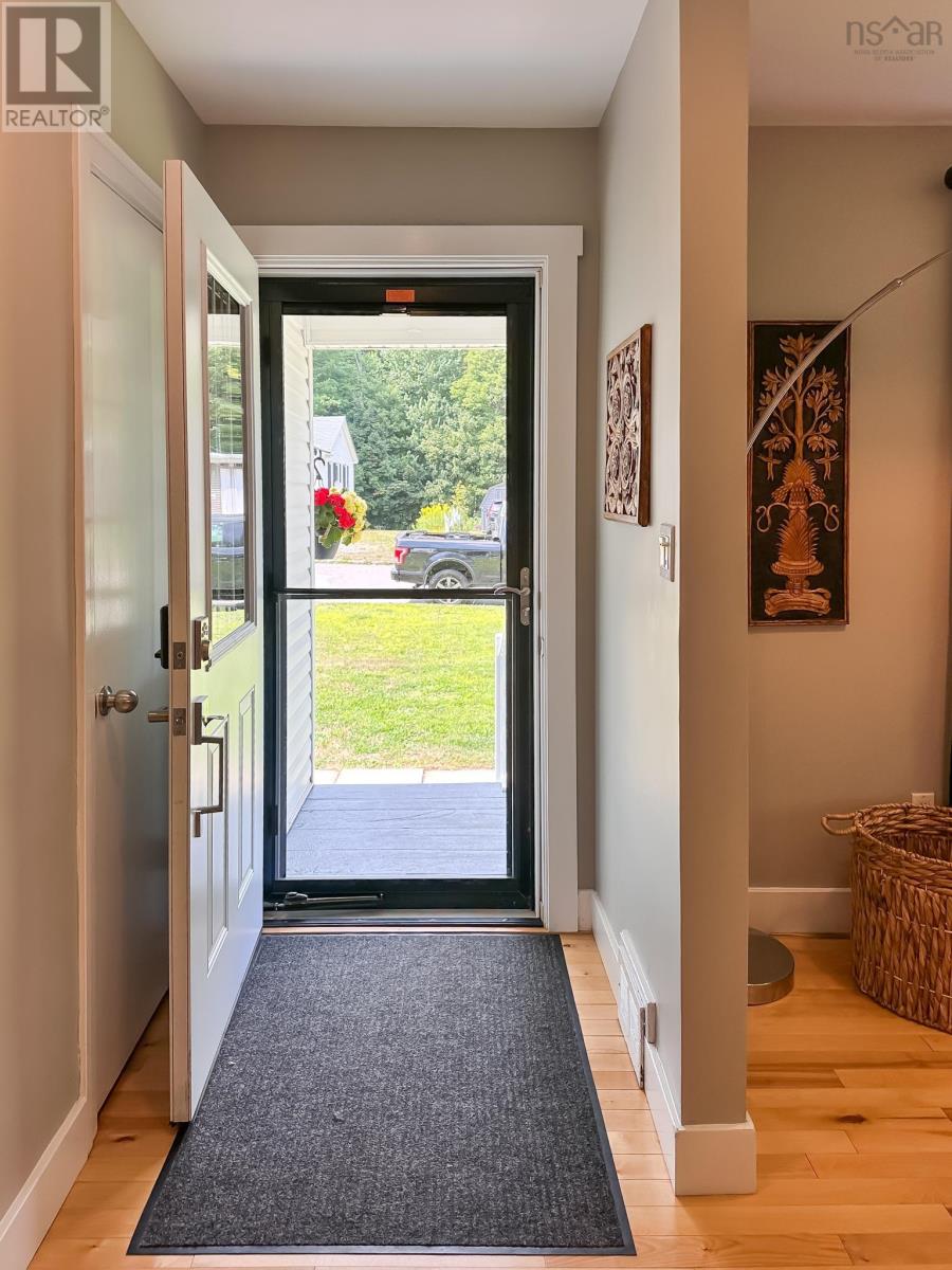 12 Southview Avenue, Kentville, Nova Scotia  B4N 2N1 - Photo 3 - 202519267