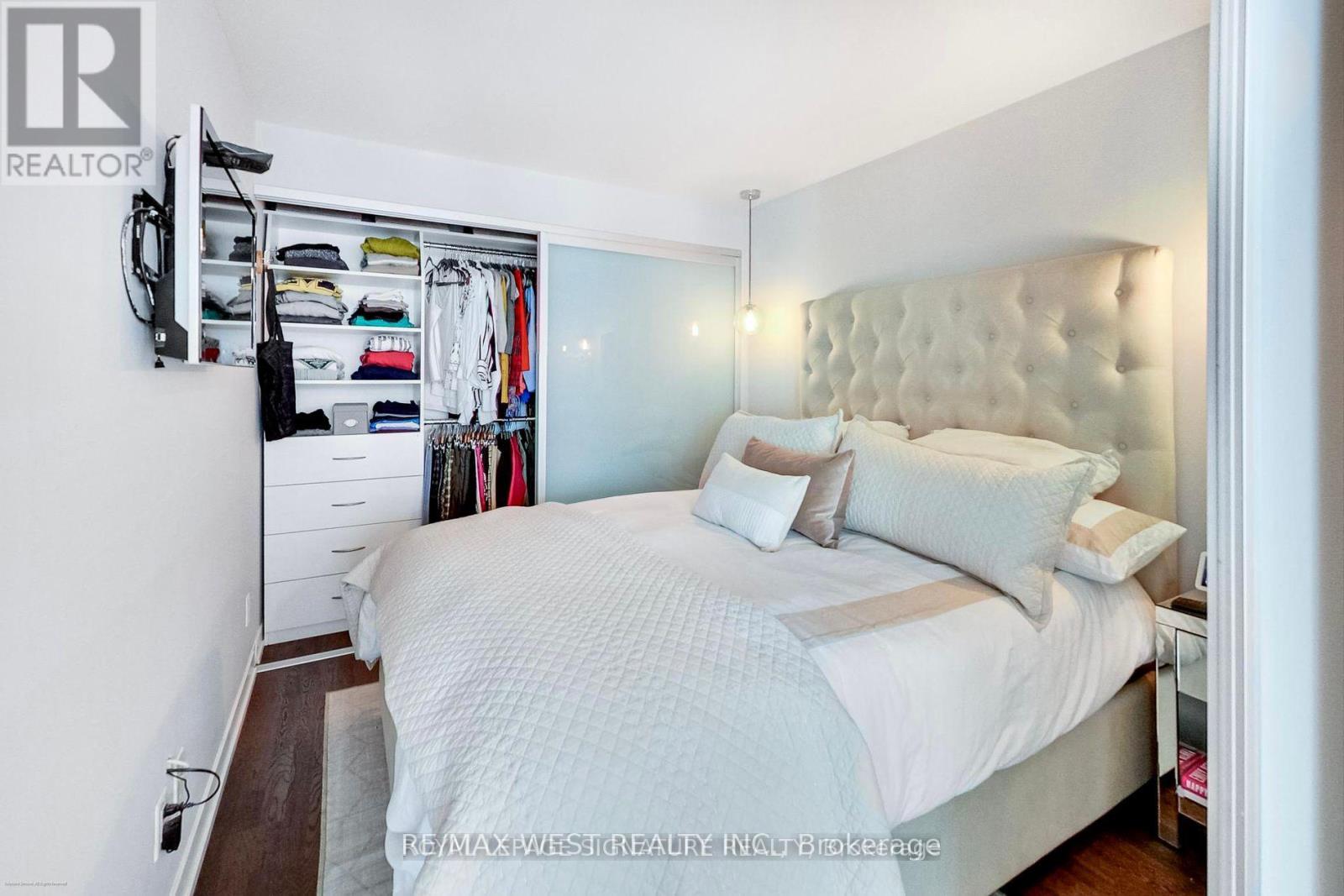 310 - 650 King Street W, Toronto, Ontario  M5V 0H6 - Photo 22 - C12323633