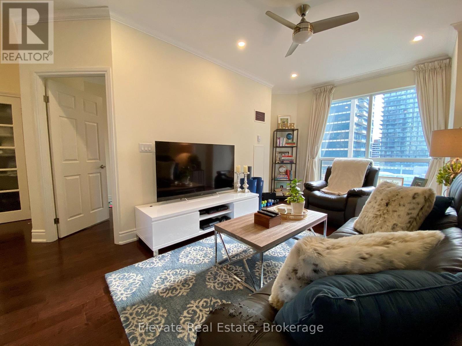 Uph 1 - 55 Bloor Street E, Toronto, Ontario  M4W 1A9 - Photo 8 - C12326776