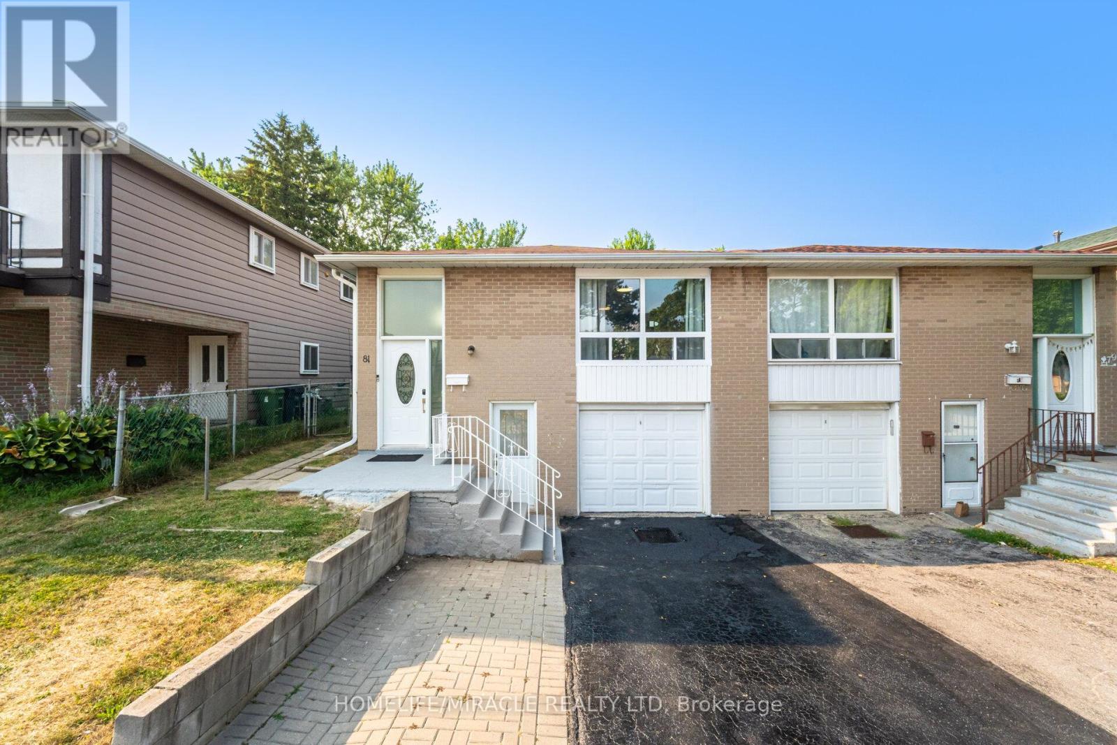 Property at 81 PETTIBONE SQUARE image 2