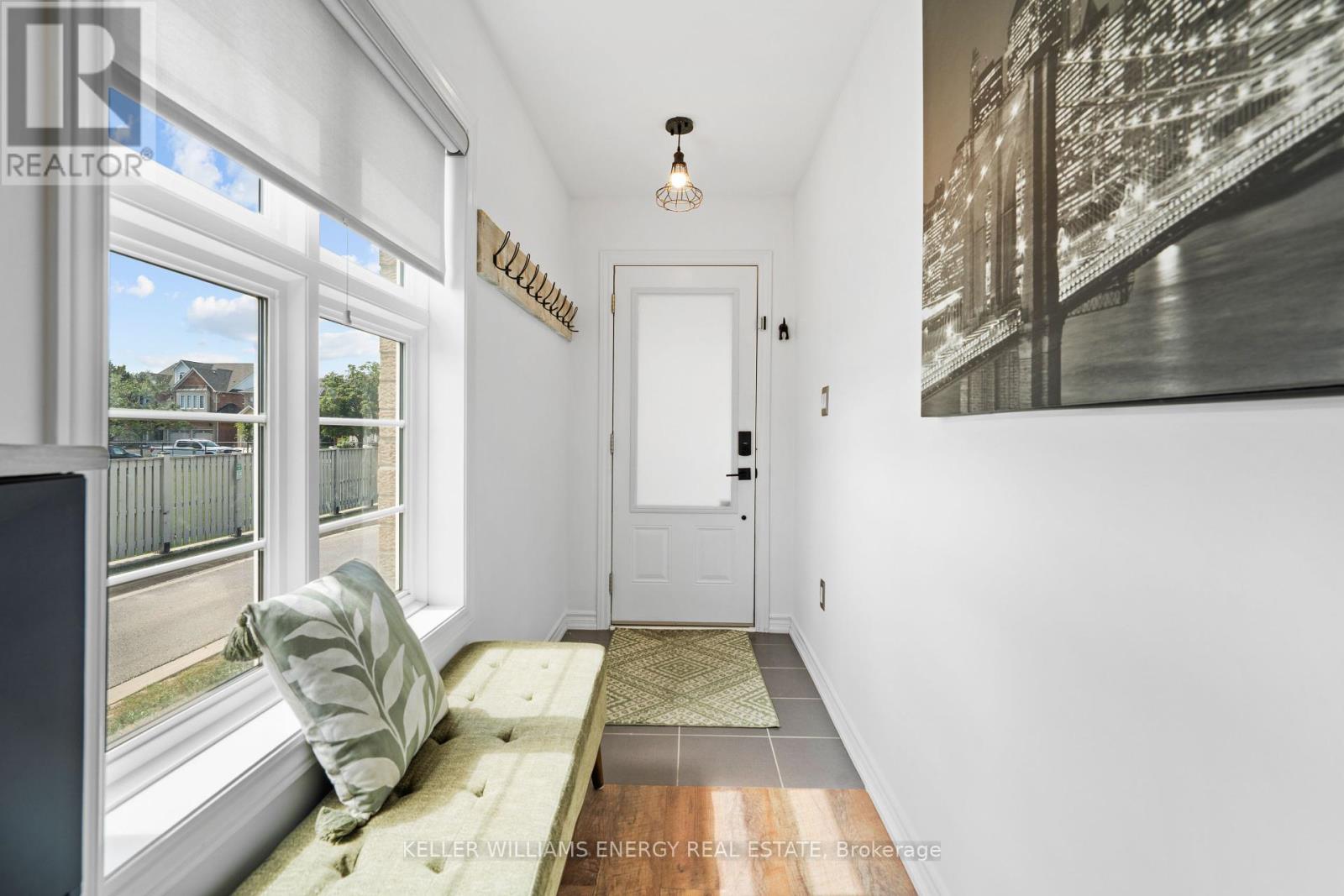 Property at 3 CORNERSIDE WAY image 3