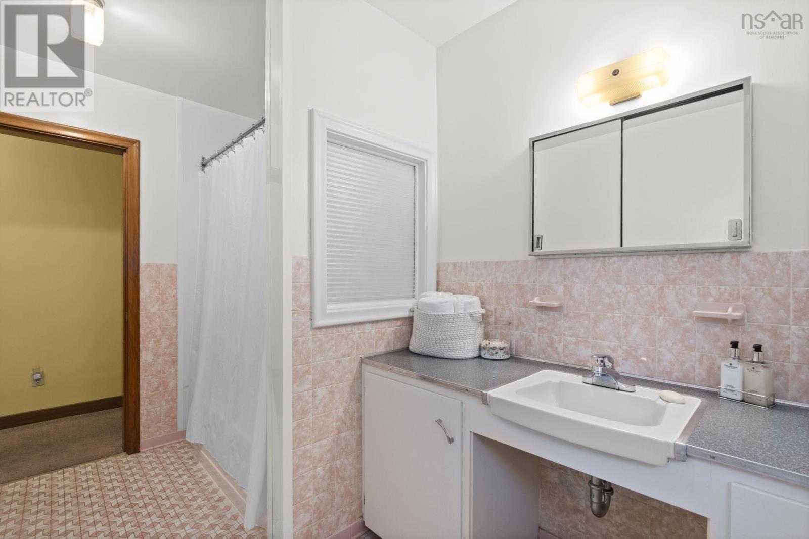 4 Broadholme Lane, Halifax, Nova Scotia  B3M 3B7 - Photo 23 - 202519731