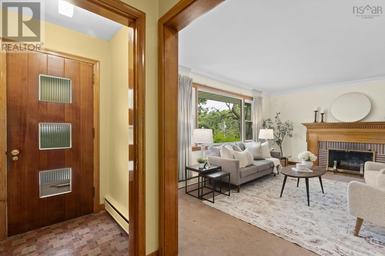Property at 4 Broadholme Lane image 3