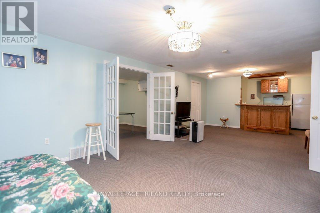 14 Poplar Street, Dutton/dunwich, Ontario  N0L 2M0 - Photo 38 - X12326902