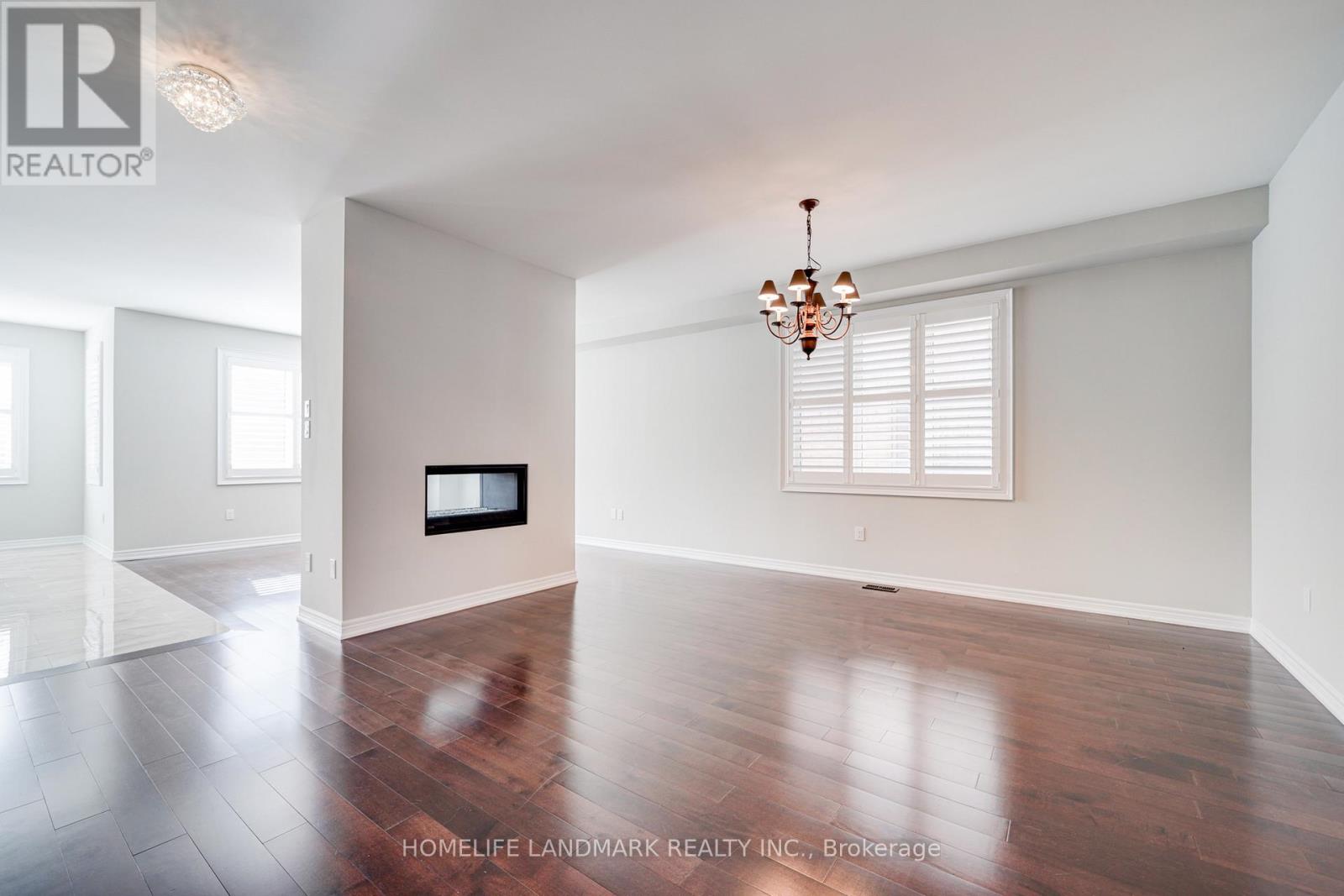 175 Scrivener Drive, Aurora, Ontario  L4G 0Y9 - Photo 7 - N12326727