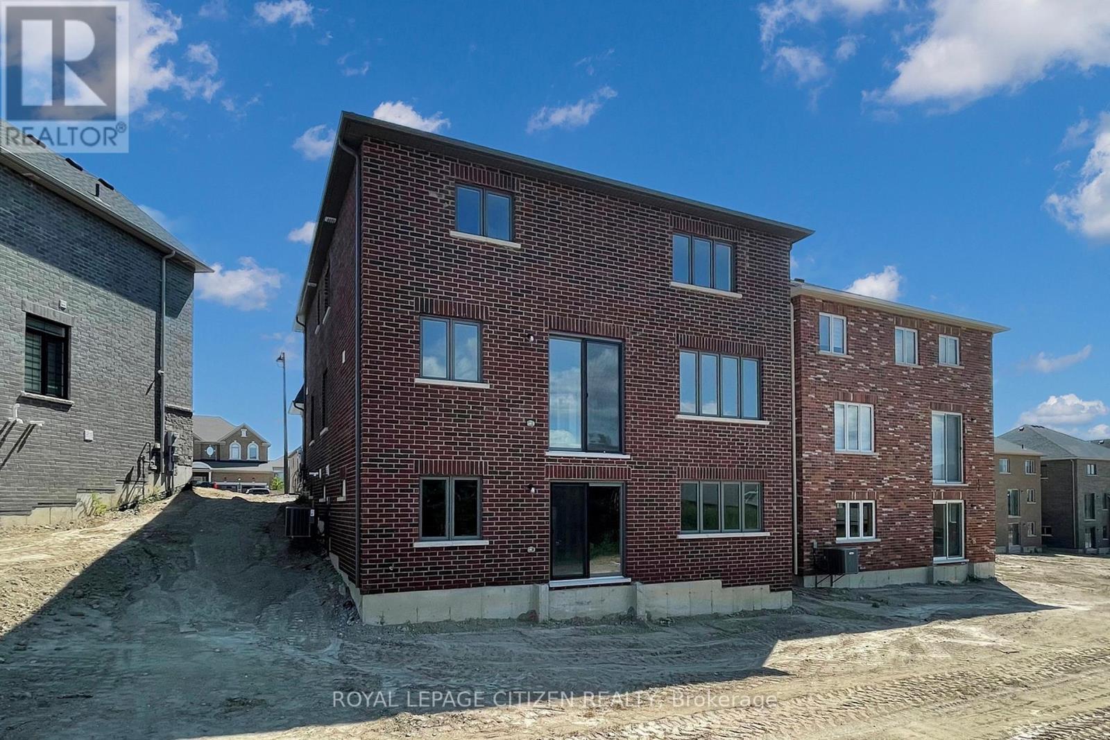 82 Lawrence D. Pridham Avenue, New Tecumseth, Ontario  L9R 0X1 - Photo 44 - N12326801