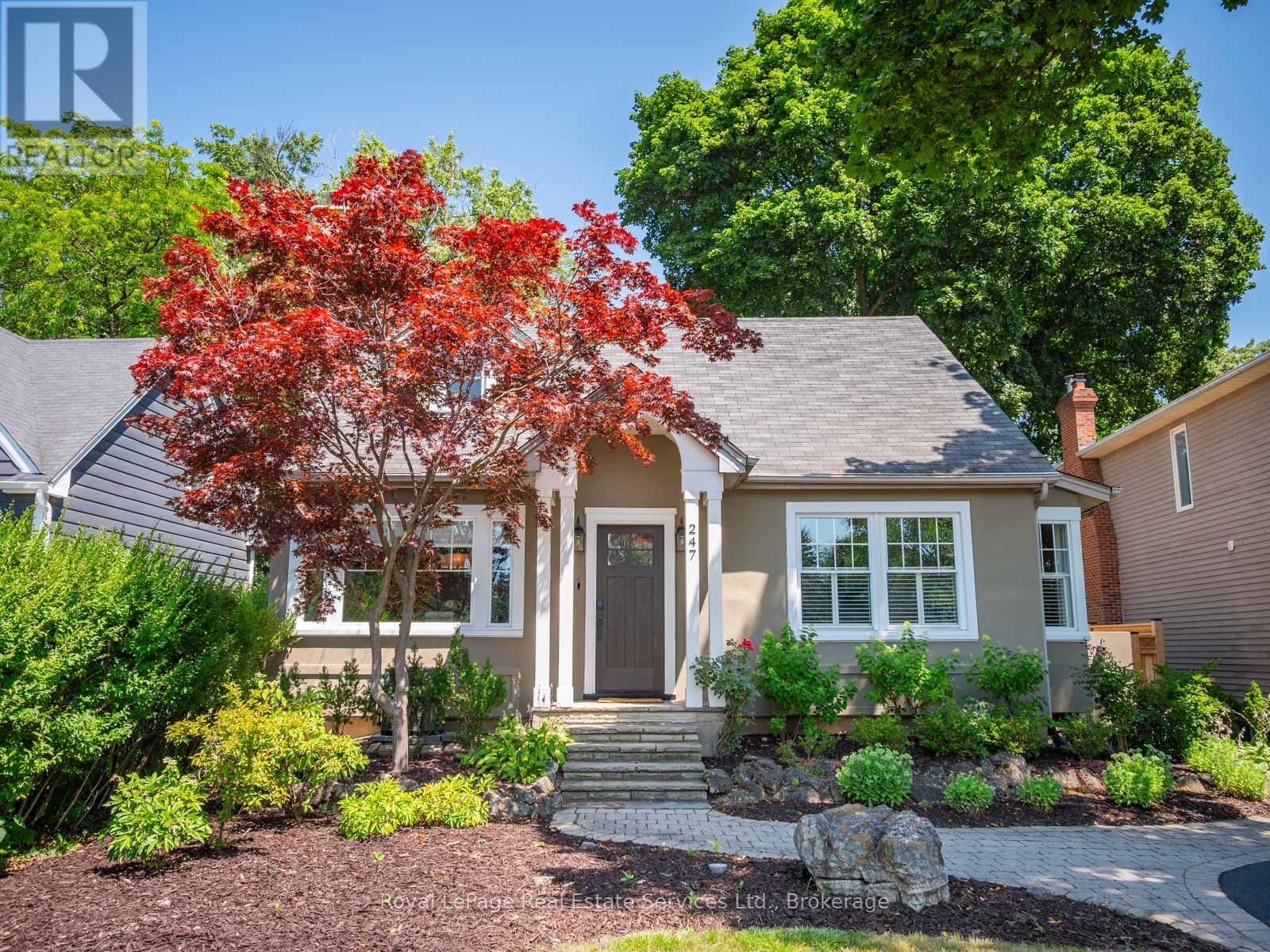 Property at 247 ALLAN STREET image 1