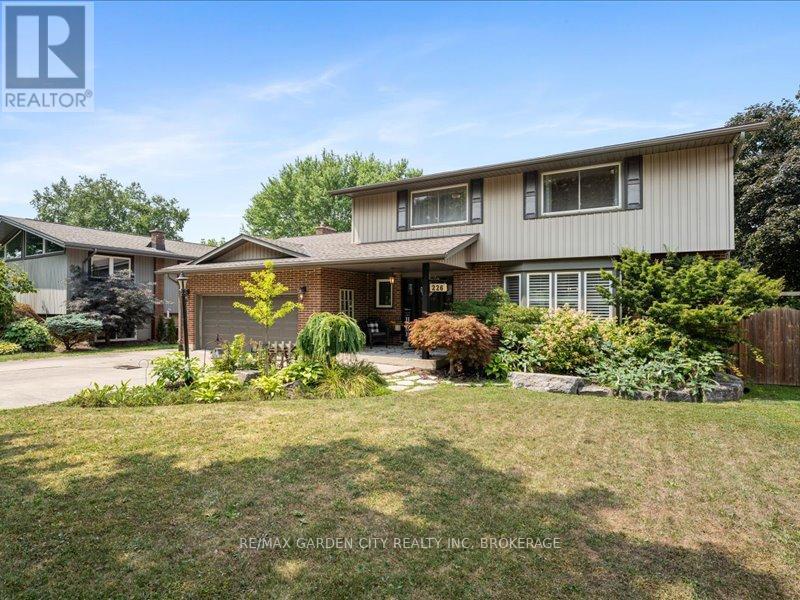 Property at 226 RIVERVIEW BOULEVARD image 2