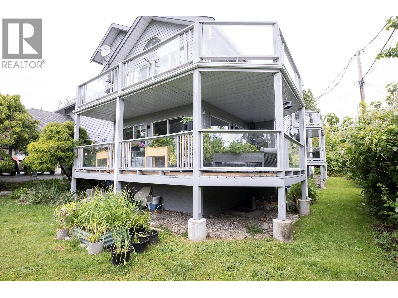 756 Gibsons Way, Gibsons, British Columbia  V0N 1V9 - Photo 30 - R3034069