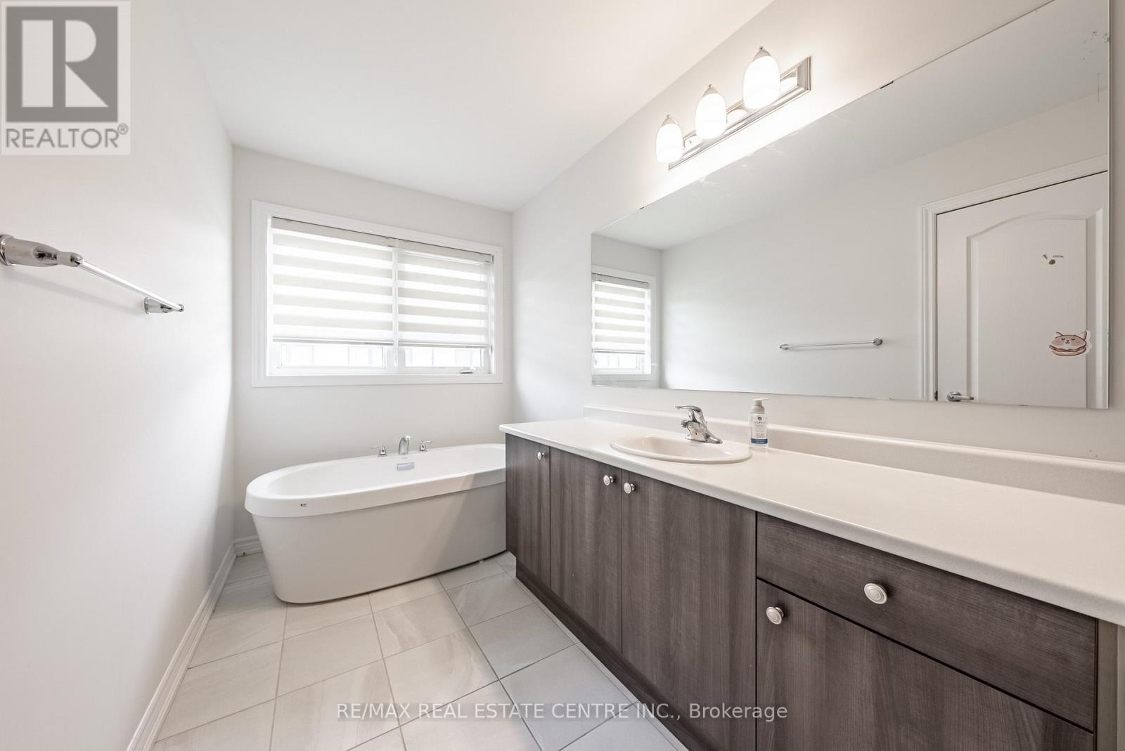 391 Athabasca Common, Oakville, Ontario  L6H 0R5 - Photo 21 - W12326836