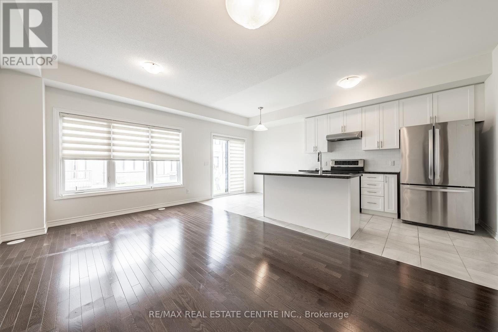 391 Athabasca Common, Oakville, Ontario  L6H 0R5 - Photo 8 - W12326836