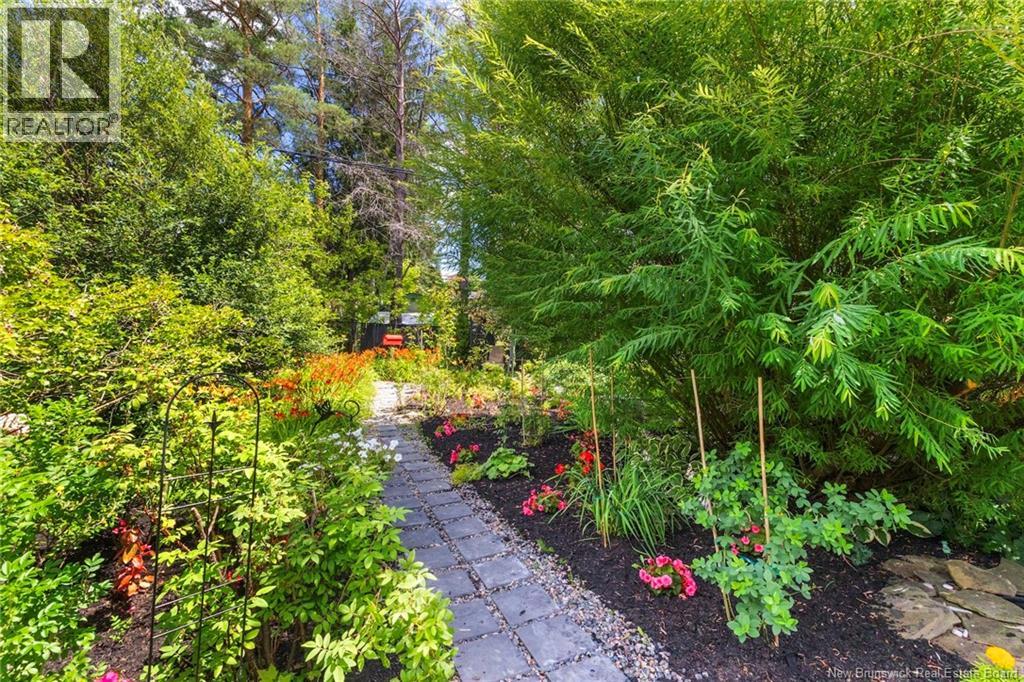 Property at 220 MCKEEN Street image 5