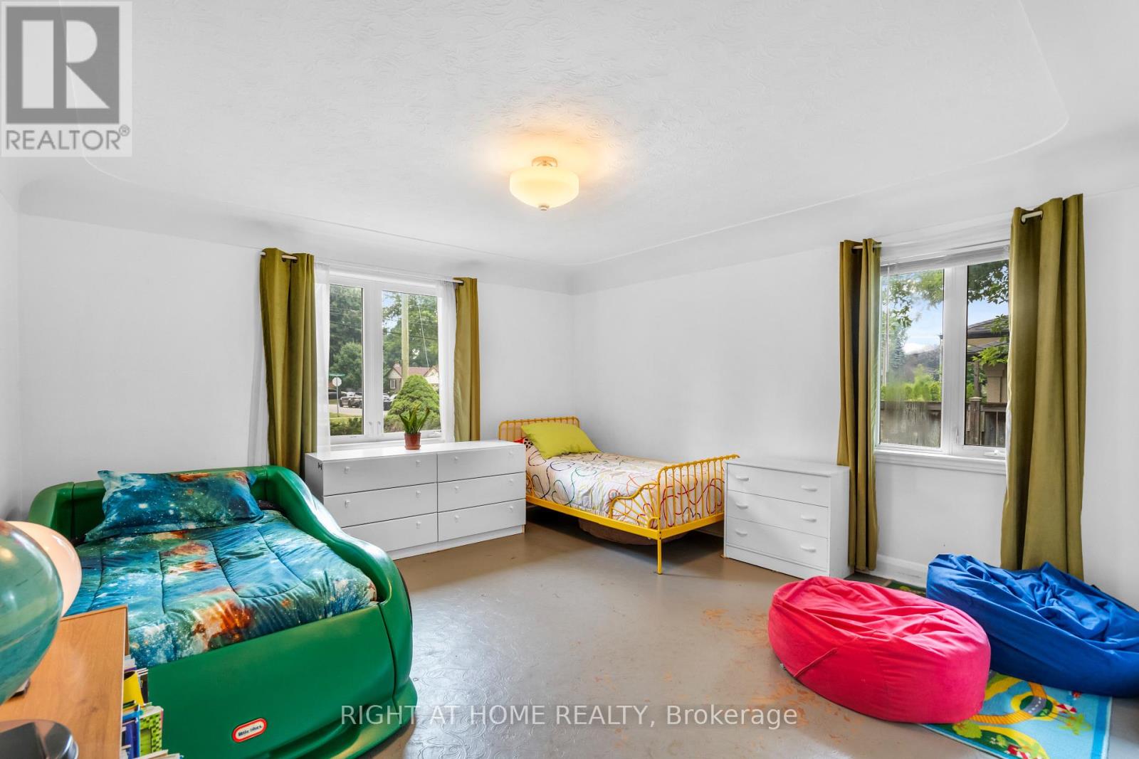 265 Fiddlers Green Road, Hamilton, Ontario  L9G 1W9 - Photo 28 - X12326696