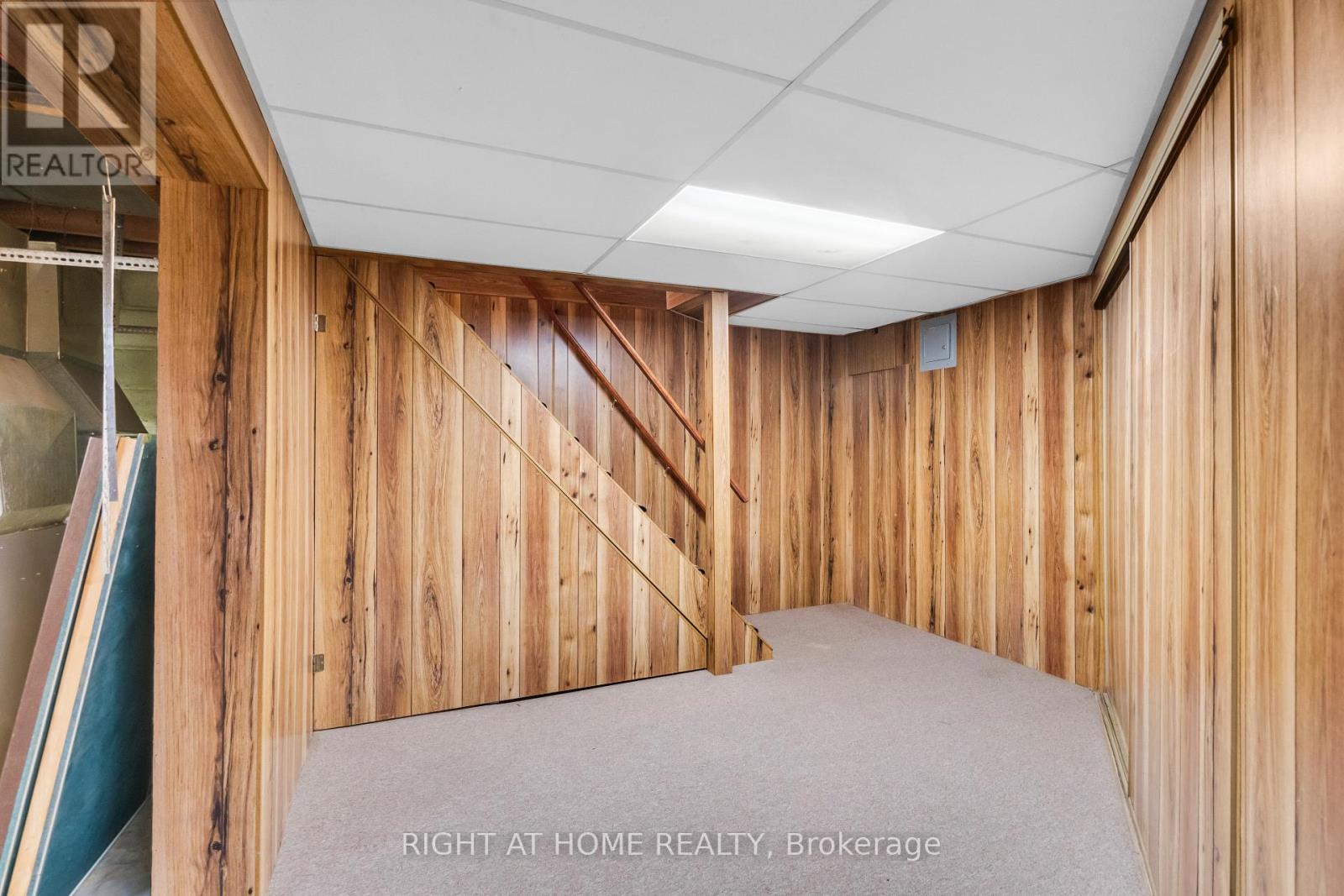 265 Fiddlers Green Road, Hamilton, Ontario  L9G 1W9 - Photo 34 - X12326696