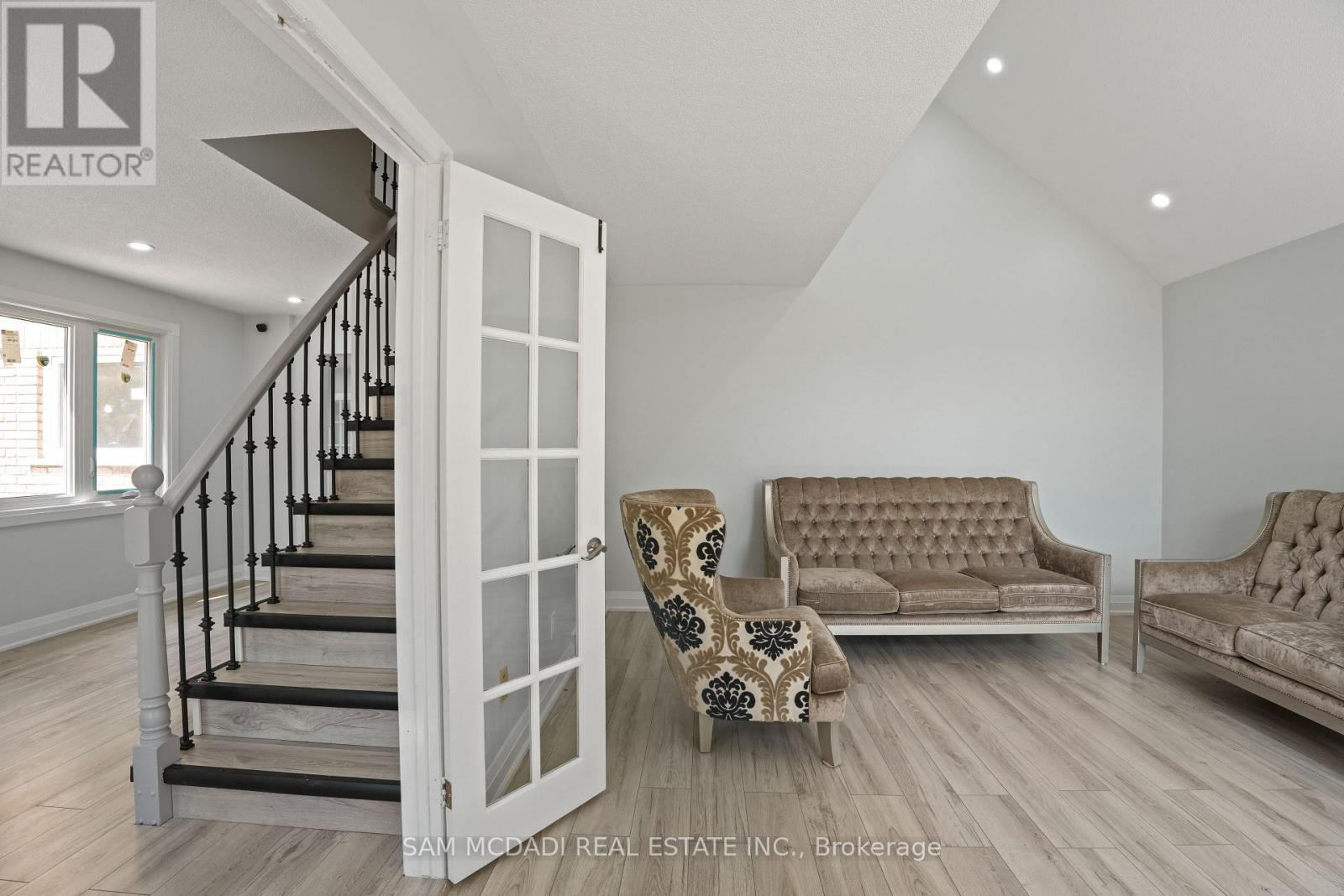 5745 Fourth Line, Guelph/eramosa, Ontario  N0B 2K0 - Photo 4 - X12326817