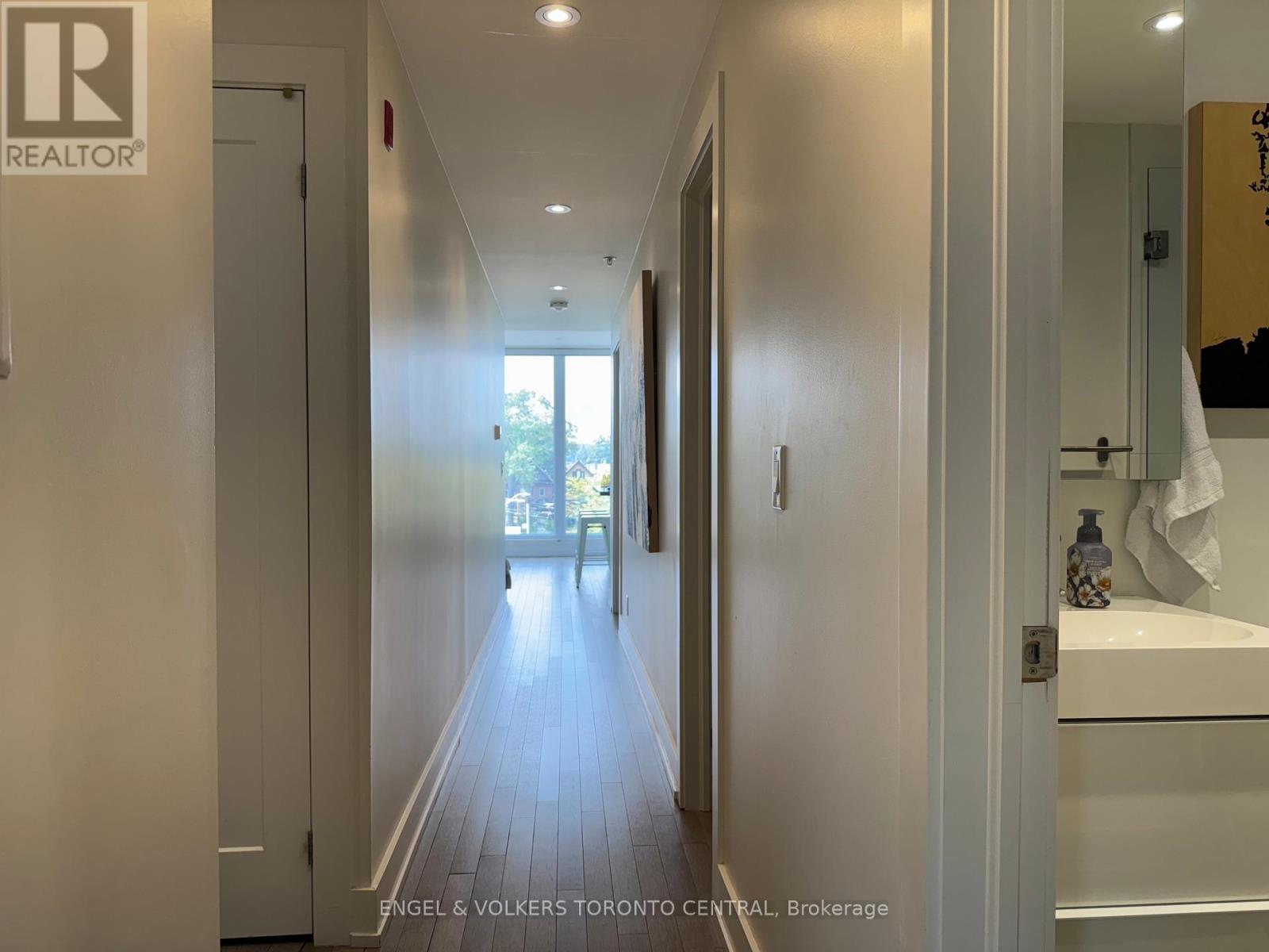 1 - 1555 Bloor Street W, Toronto, Ontario  M6P 1A5 - Photo 6 - W12279991