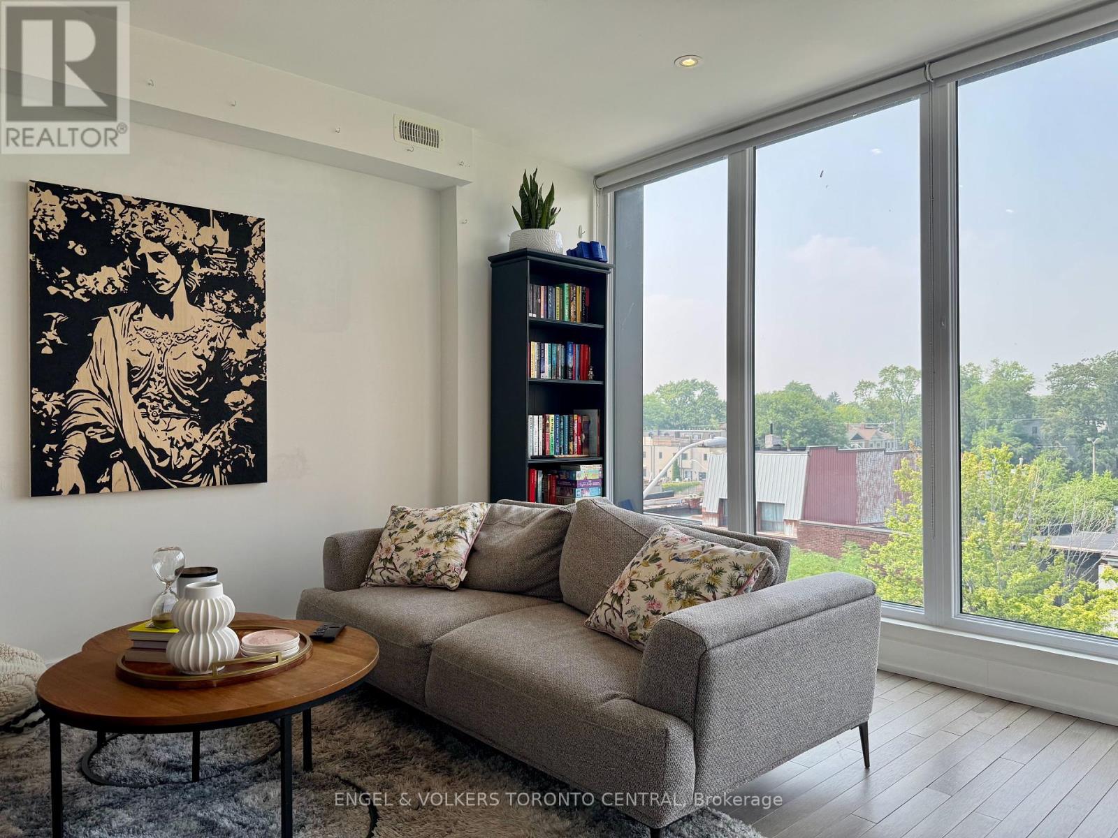 1 - 1555 Bloor Street W, Toronto, Ontario  M6P 1A5 - Photo 3 - W12279991