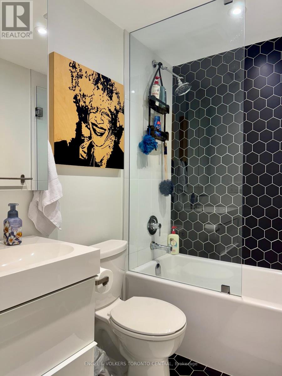 1 - 1555 Bloor Street W, Toronto, Ontario  M6P 1A5 - Photo 11 - W12279991