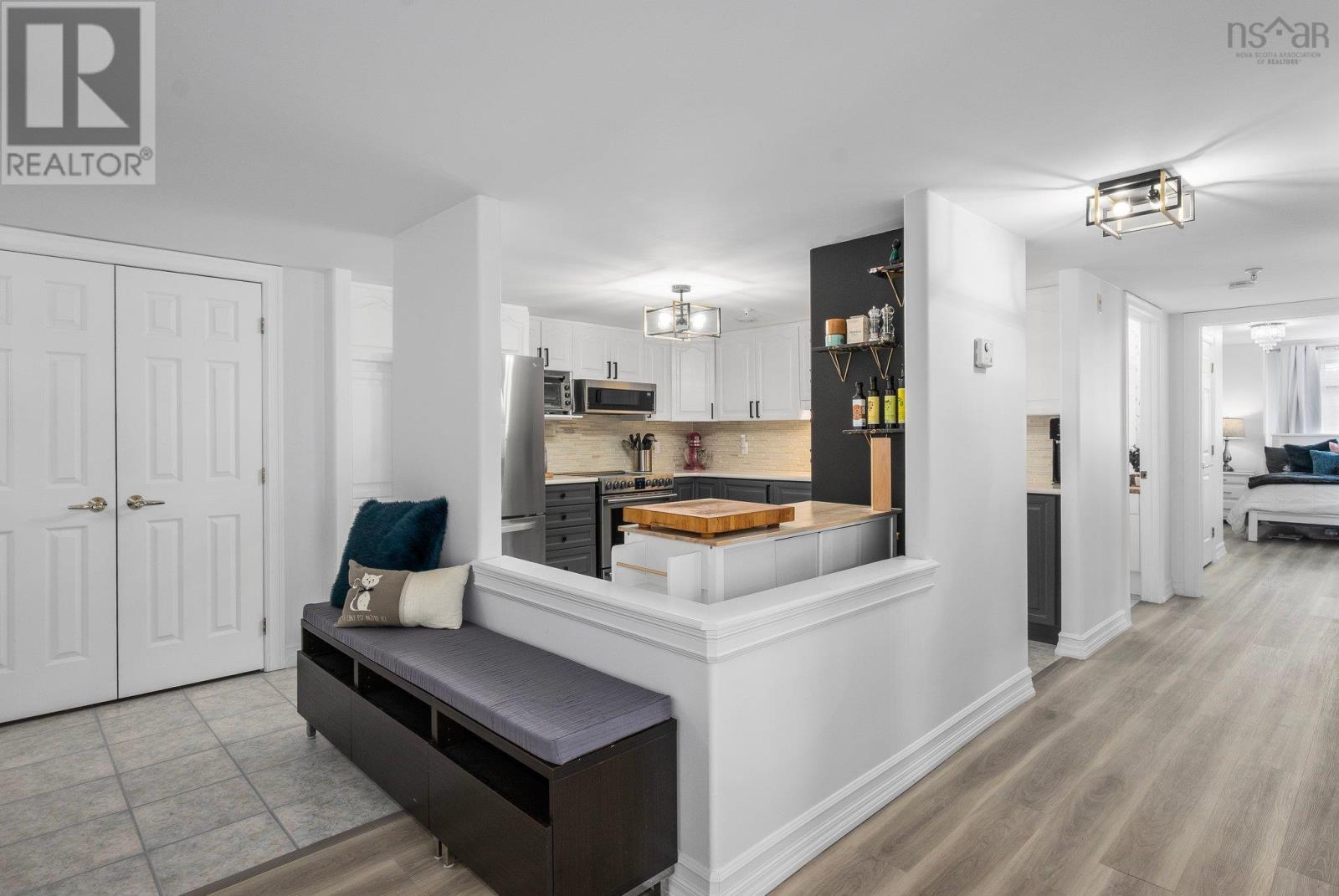 Property at 109 429 Parkland Drive image 4