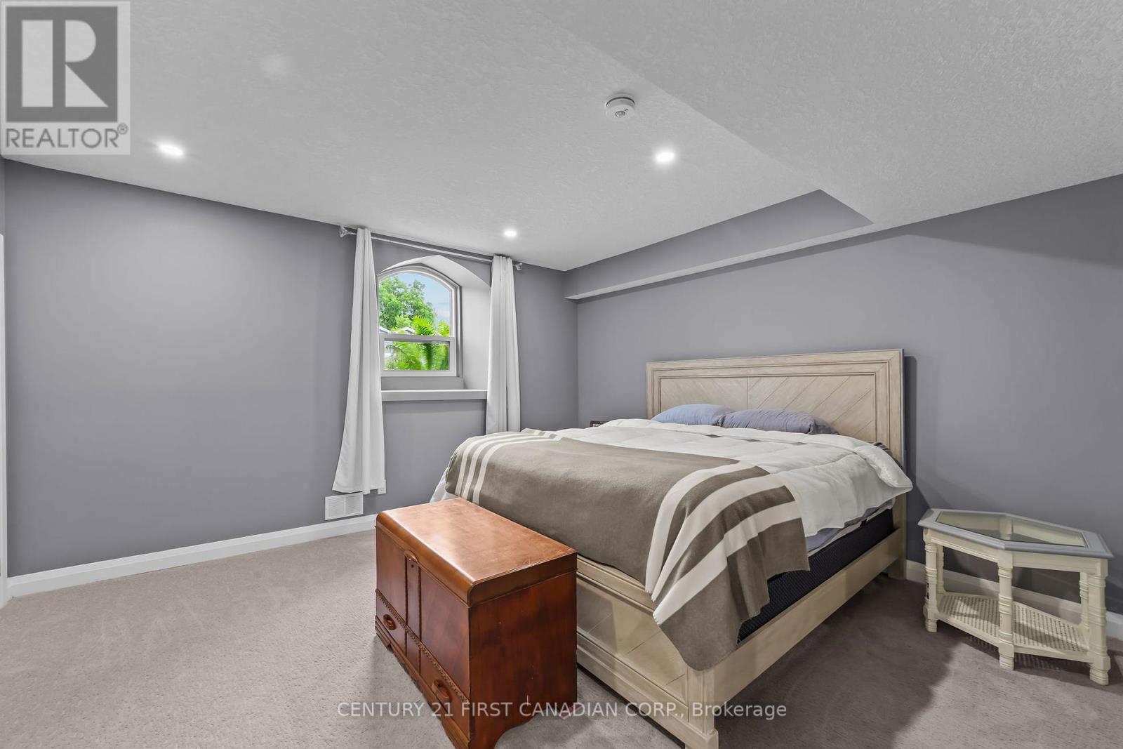 142 Main Street, Lucan Biddulph, Ontario  N0M 2J0 - Photo 22 - X12327051