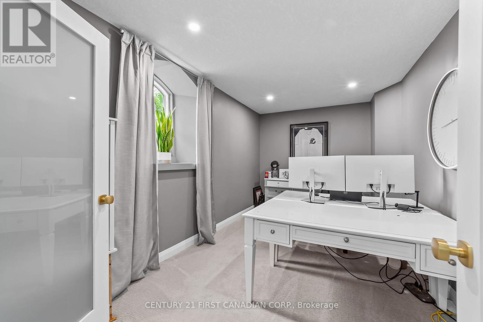 142 Main Street, Lucan Biddulph, Ontario  N0M 2J0 - Photo 25 - X12327051