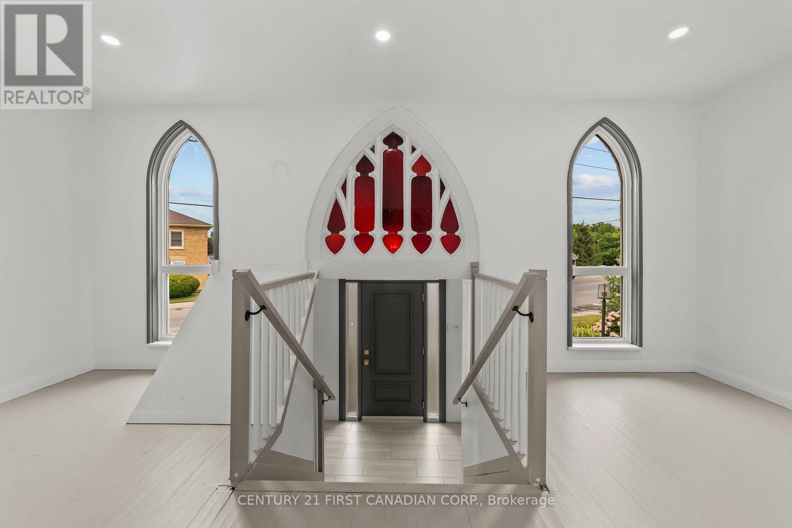 142 Main Street, Lucan Biddulph, Ontario  N0M 2J0 - Photo 34 - X12327051
