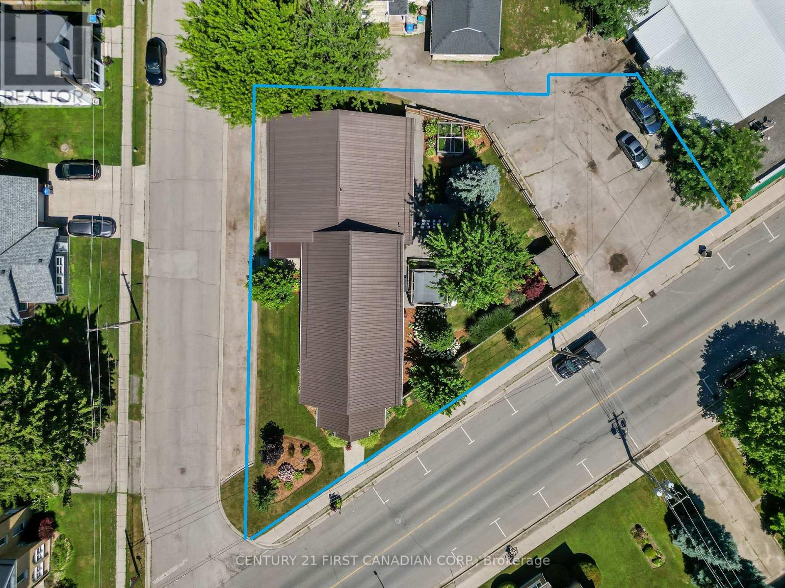 142 Main Street, Lucan Biddulph, Ontario  N0M 2J0 - Photo 39 - X12327051