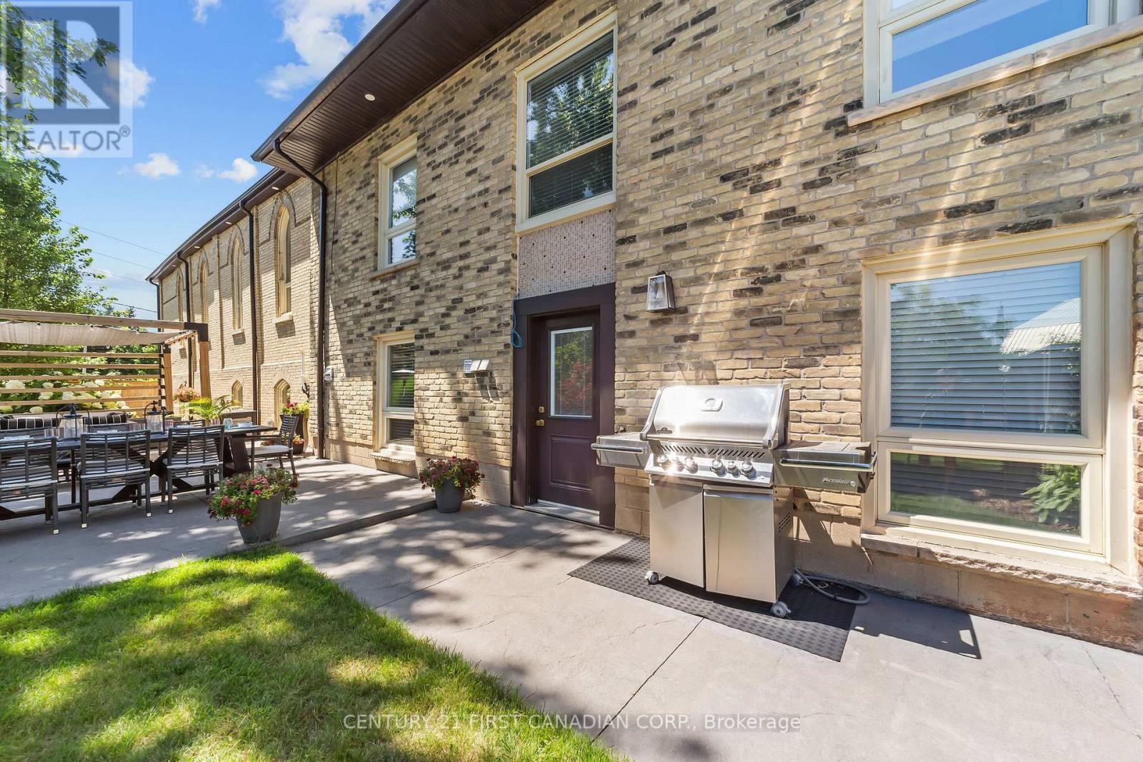 142 Main Street, Lucan Biddulph, Ontario  N0M 2J0 - Photo 43 - X12327051