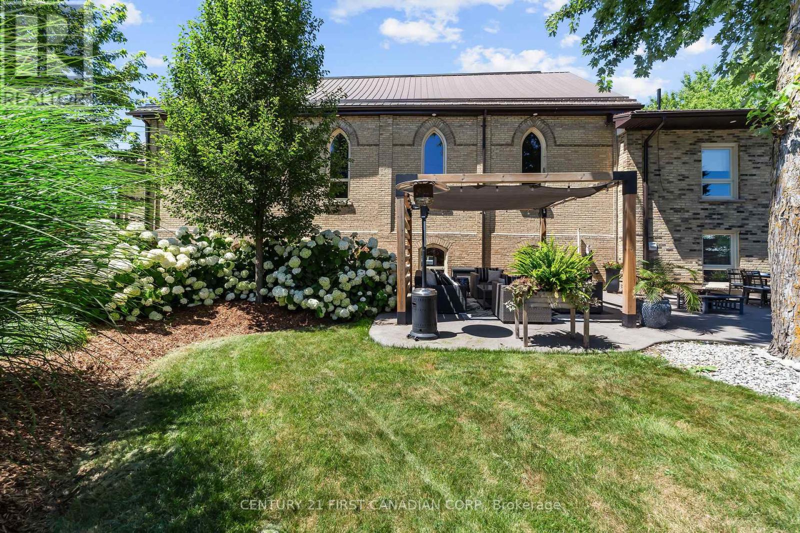 142 Main Street, Lucan Biddulph, Ontario  N0M 2J0 - Photo 46 - X12327051