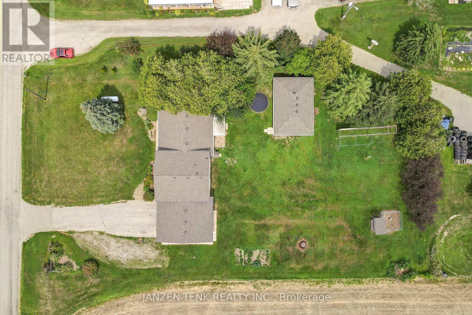 10408 Rogers Road, Malahide, Ontario  N5H 2R6 - Photo 10 - X12327062