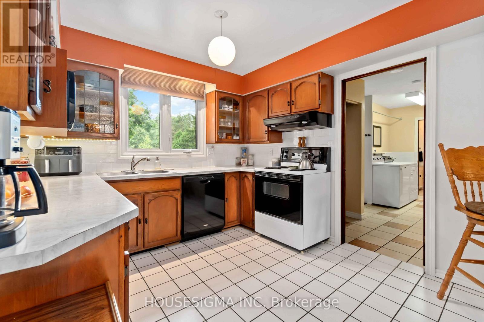 62 Hurd Street, North Grenville, Ontario  K0G 1J0 - Photo 14 - X12327021