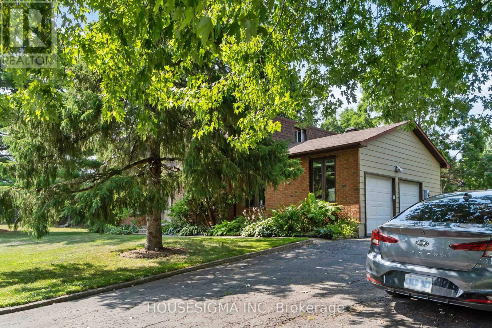 62 Hurd Street, North Grenville, Ontario  K0G 1J0 - Photo 3 - X12327021