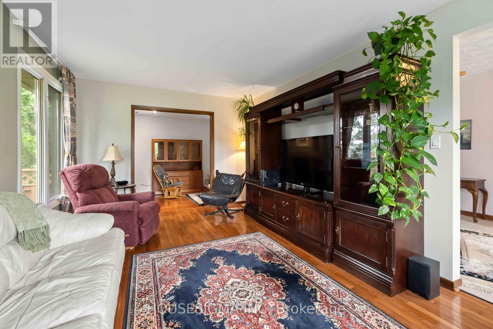 62 Hurd Street, North Grenville, Ontario  K0G 1J0 - Photo 8 - X12327021