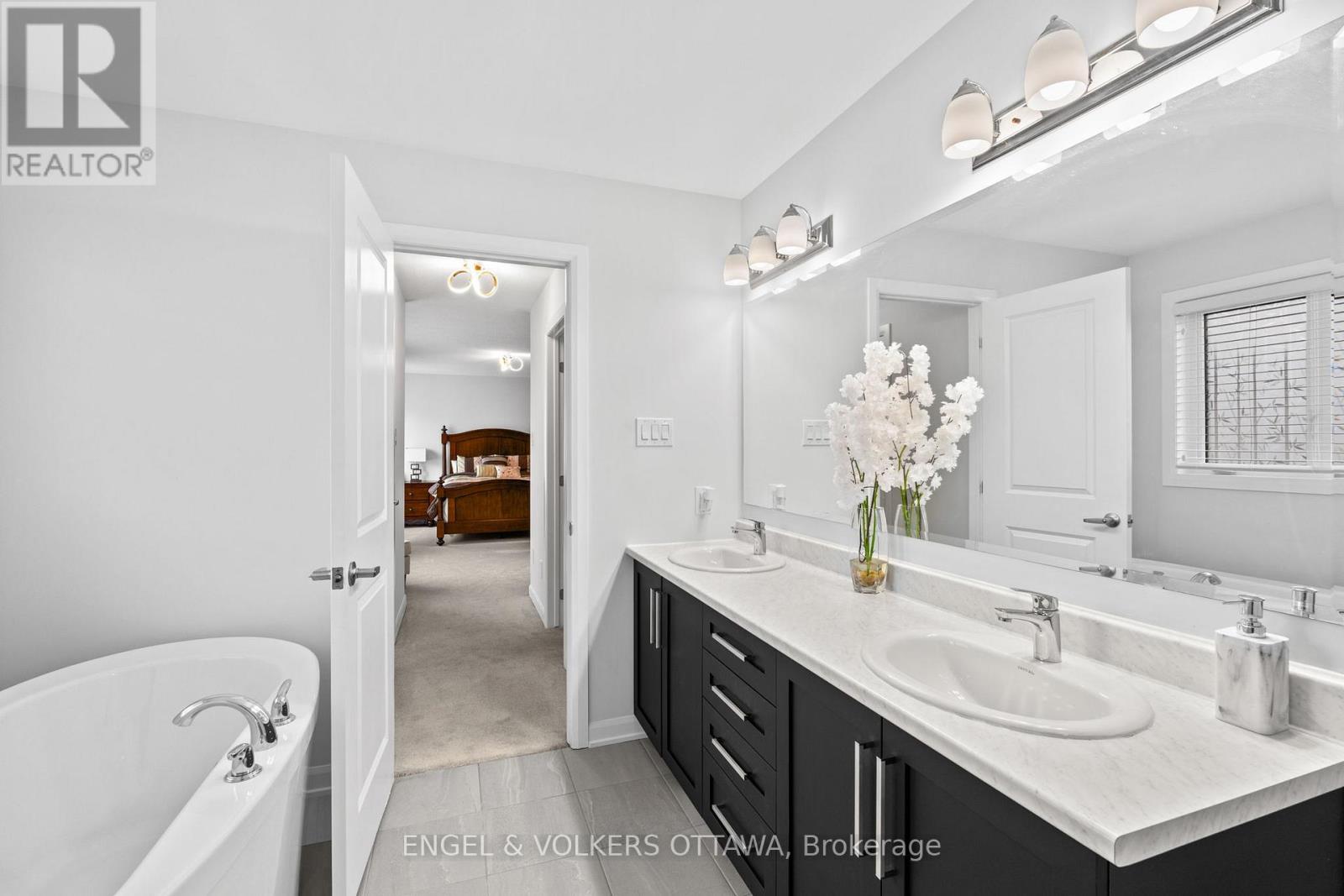 195 Alex Polowin Avenue, Ottawa, Ontario  K2J 6E8 - Photo 22 - X12327171