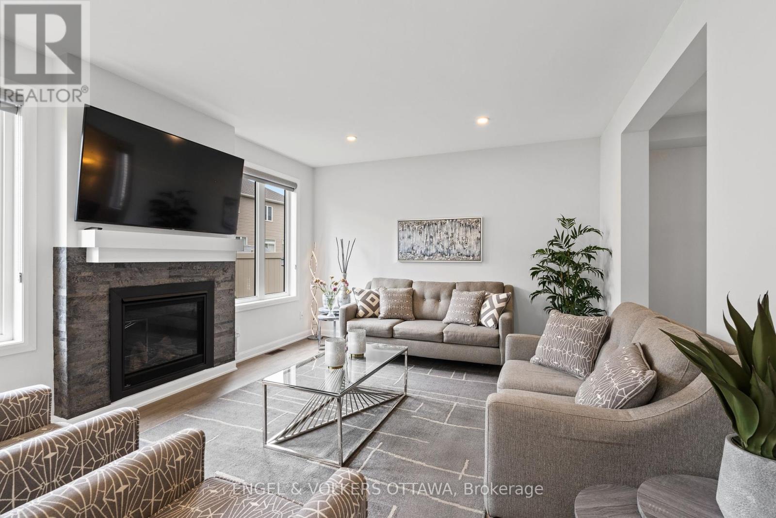 195 Alex Polowin Avenue, Ottawa, Ontario  K2J 6E8 - Photo 9 - X12327171