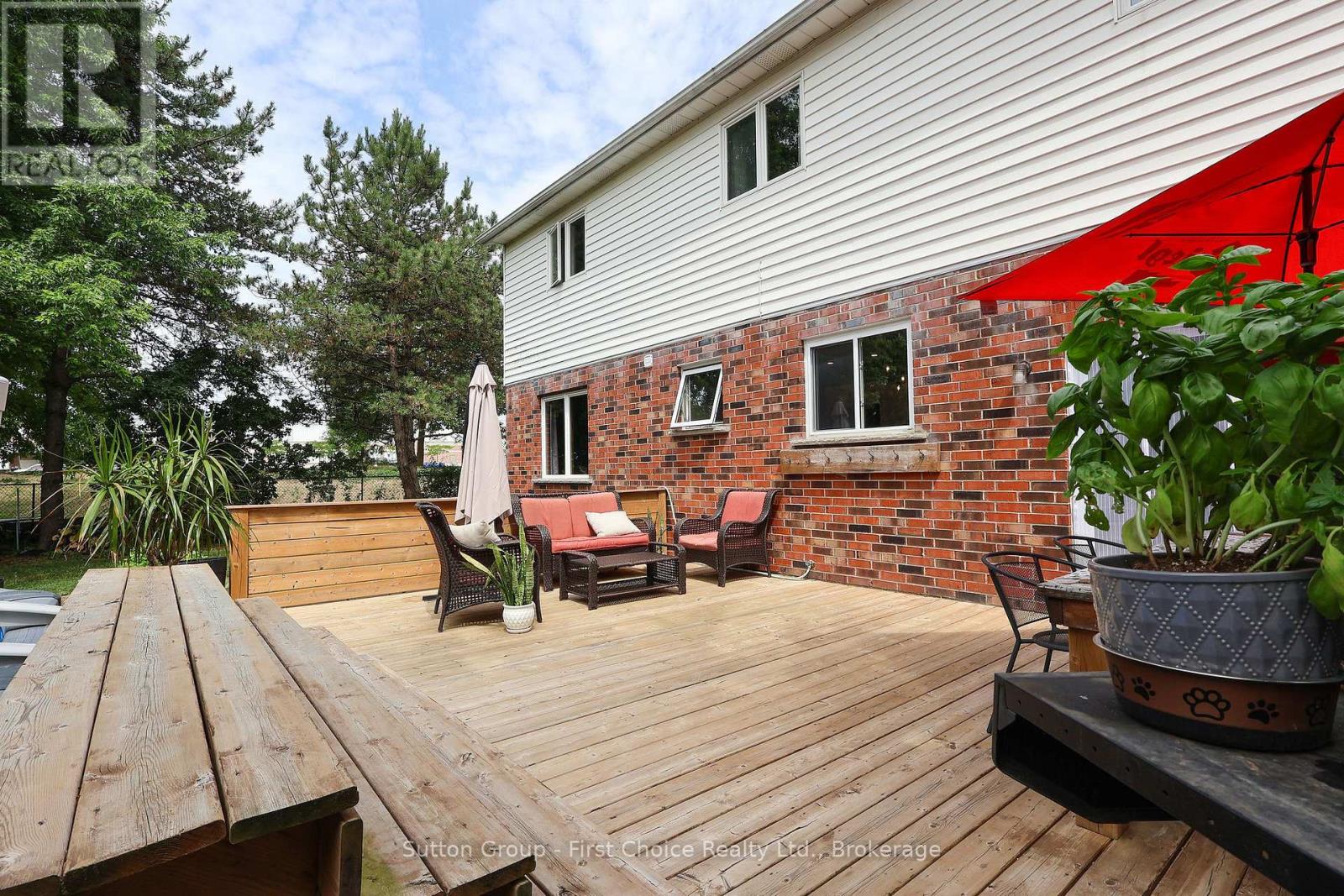 21 Burwell Road, Stratford, Ontario  N5A 7R2 - Photo 40 - X12280151