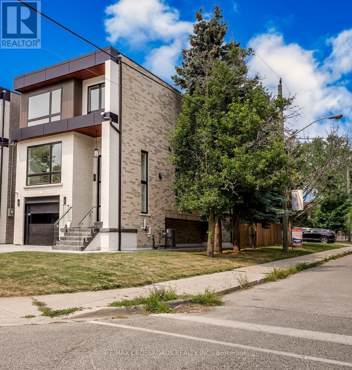 Property at 108 PARK STREET image 3