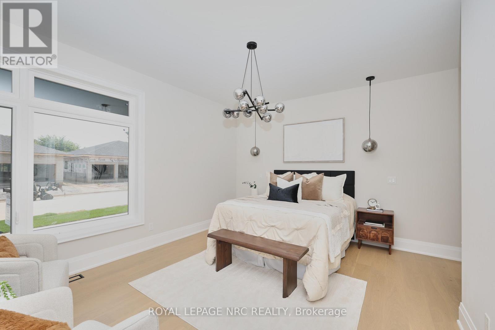 12 Accursi Crescent, Pelham, Ontario  L0S 1E2 - Photo 13 - X12327048