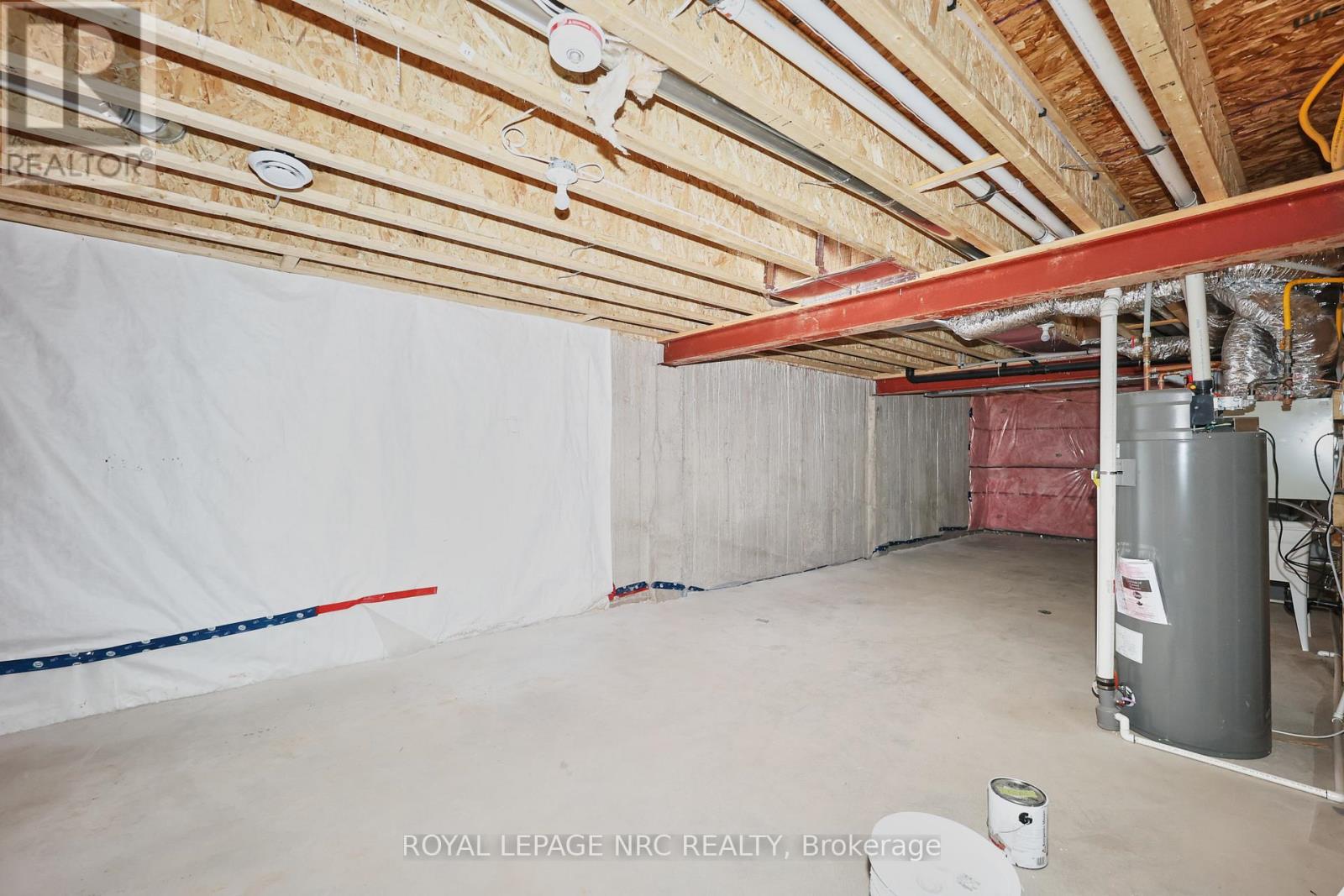 12 Accursi Crescent, Pelham, Ontario  L0S 1E2 - Photo 22 - X12327048