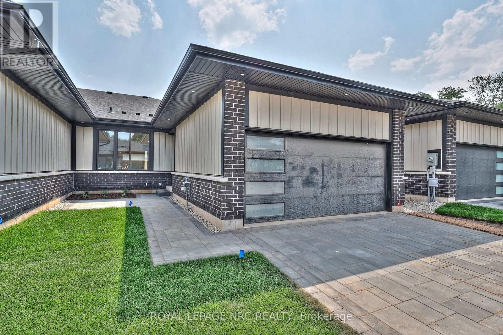 12 Accursi Crescent, Pelham, Ontario  L0S 1E2 - Photo 23 - X12327048
