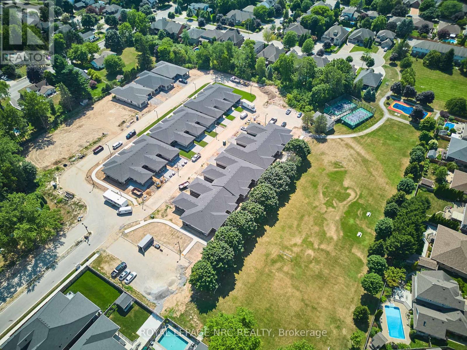 12 Accursi Crescent, Pelham, Ontario  L0S 1E2 - Photo 28 - X12327048