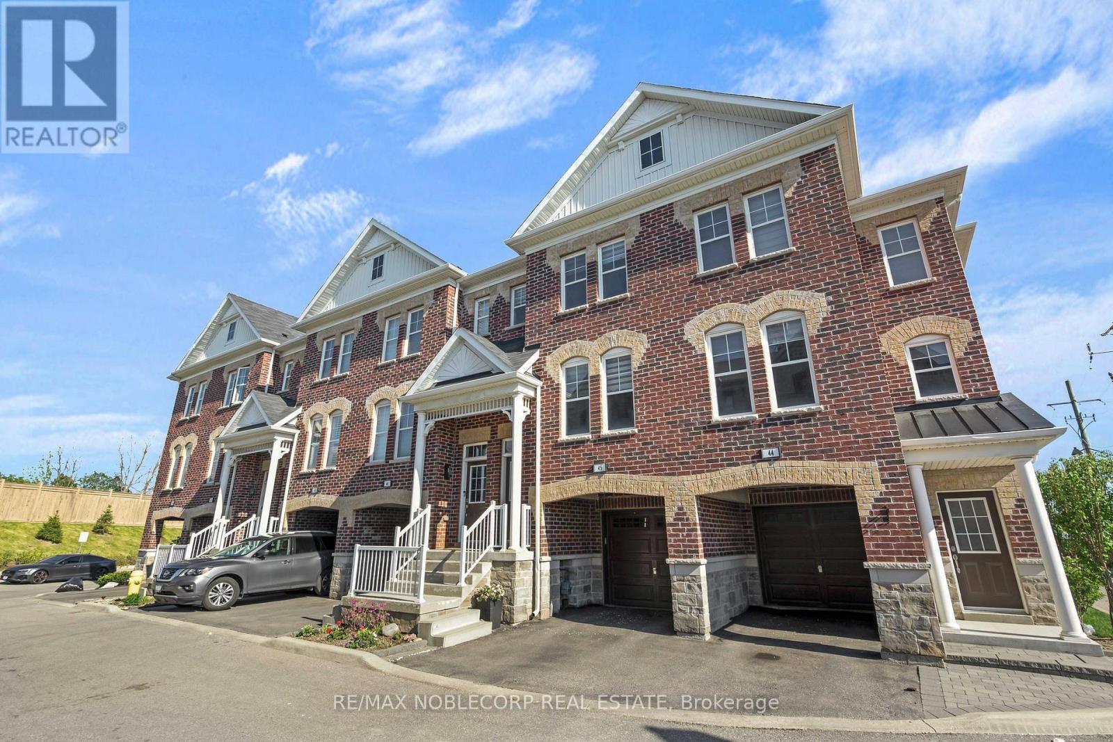 Property at 45 - 10 PORTER AVENUE W image 1