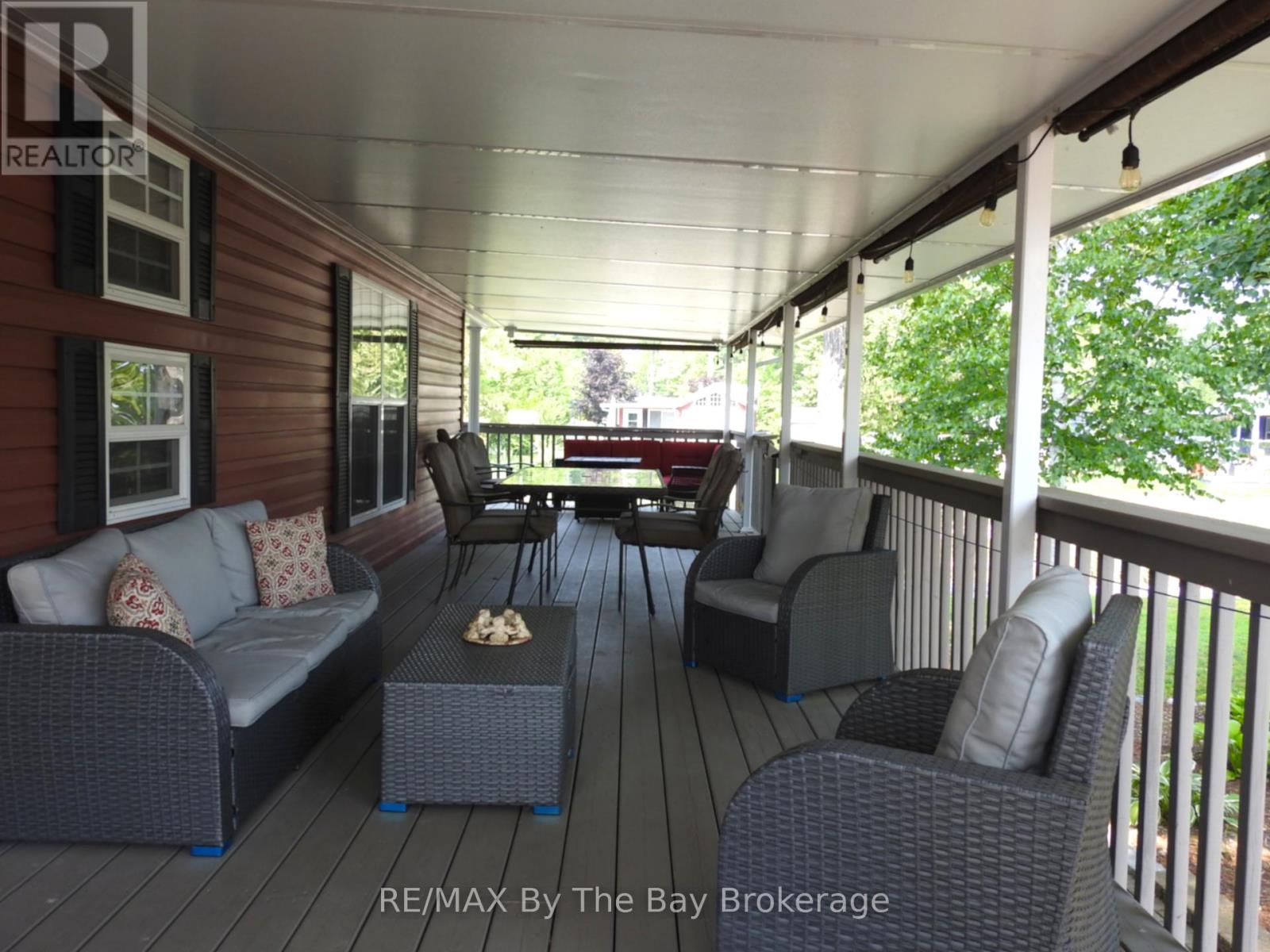 10 Chippewa Trail, Wasaga Beach, Ontario  L9Z 1X7 - Photo 6 - S12327134
