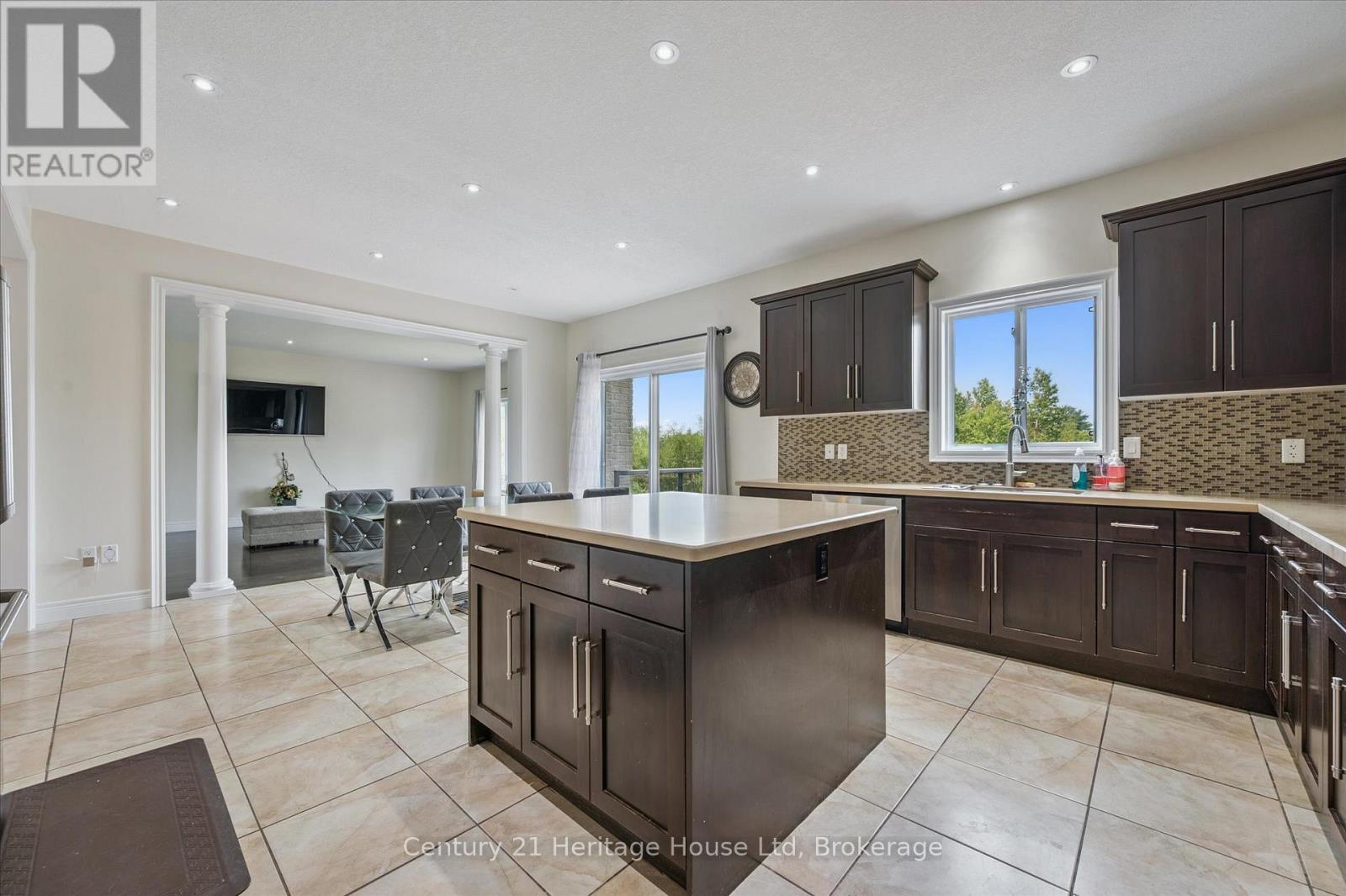 76 Zaduk Place, Guelph, Ontario  N1G 0C4 - Photo 10 - X12327117