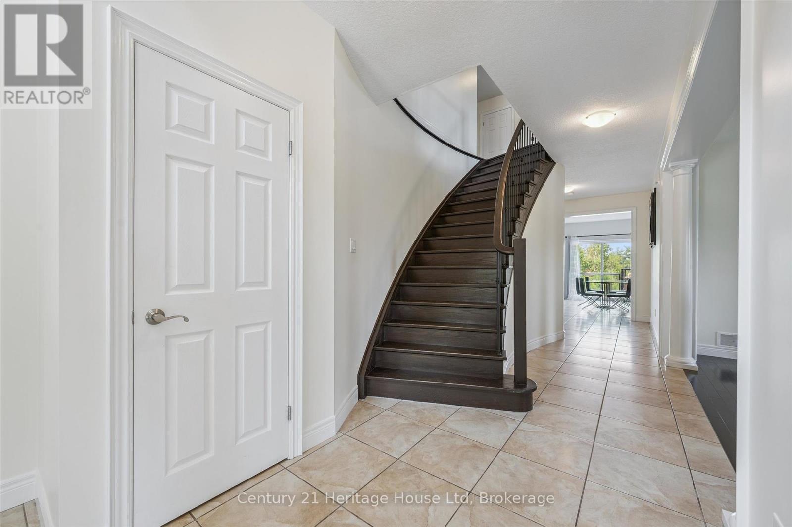 76 Zaduk Place, Guelph, Ontario  N1G 0C4 - Photo 17 - X12327117