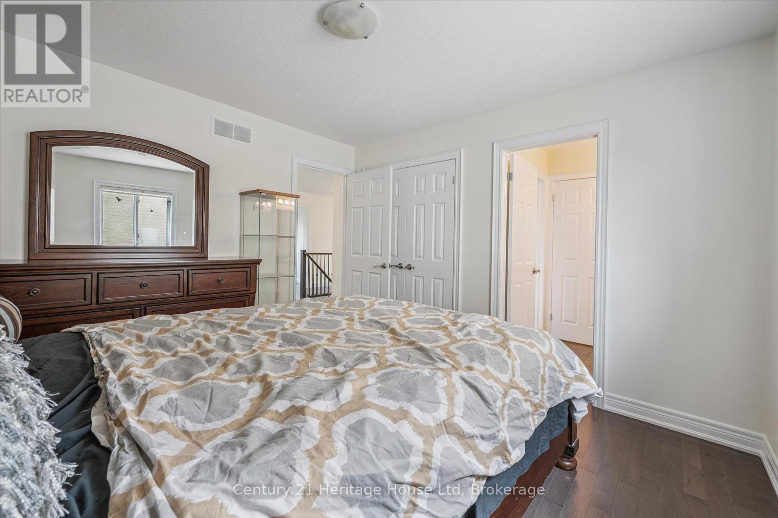 76 Zaduk Place, Guelph, Ontario  N1G 0C4 - Photo 23 - X12327117