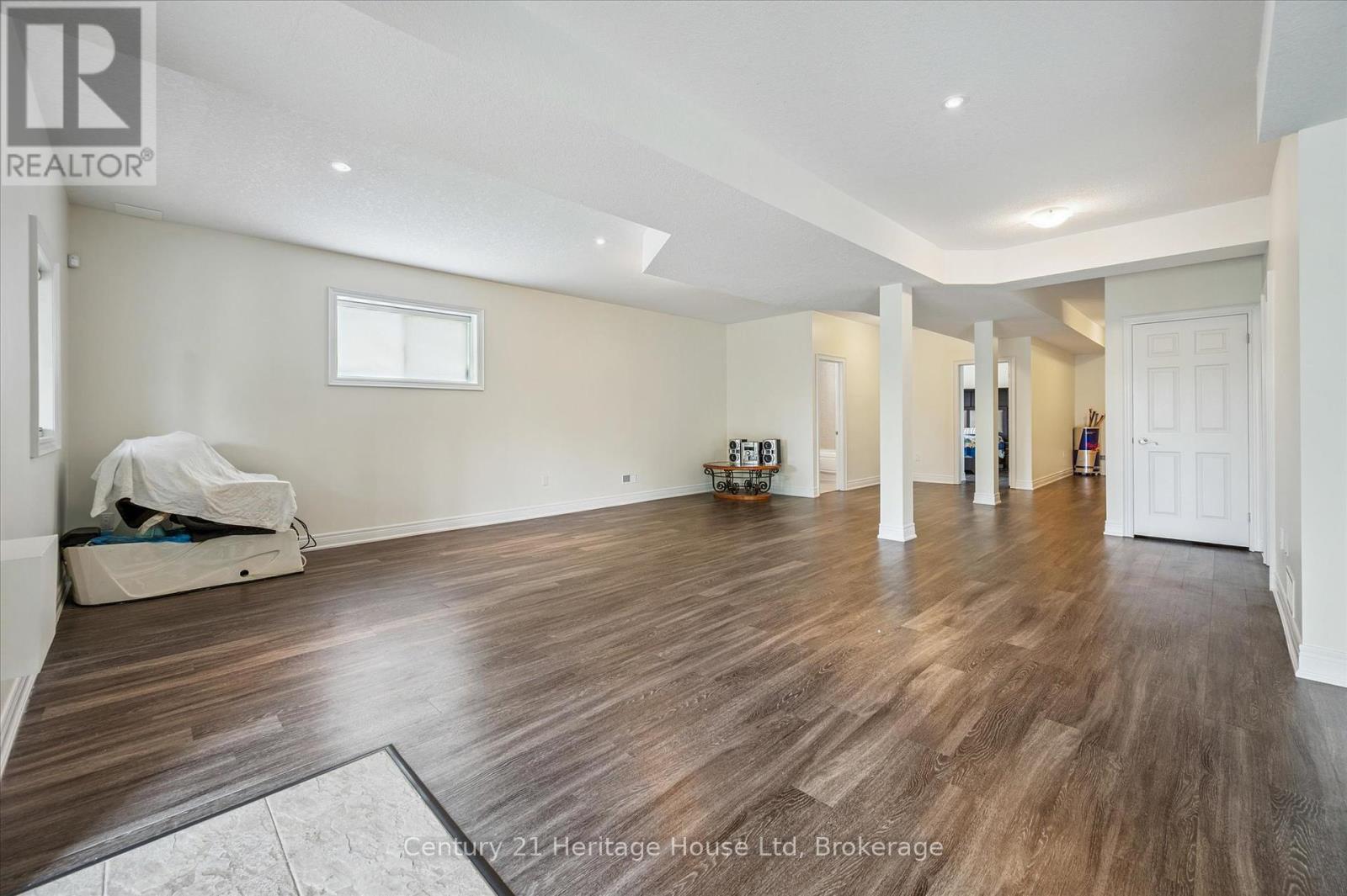 76 Zaduk Place, Guelph, Ontario  N1G 0C4 - Photo 34 - X12327117